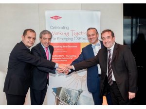 From left to right: Oscar Rodríguez Acinas (TSK), Félix Rivas Anoro* (Acciona), Ernesto Álvarez (Sener) y Juan Antonio Merino (Dow) From left to right: Oscar Rodríguez Acinas (TSK), Félix Rivas Anoro* (Acciona), Ernesto Álvarez (Sener) y Juan Antonio Merino (Dow)